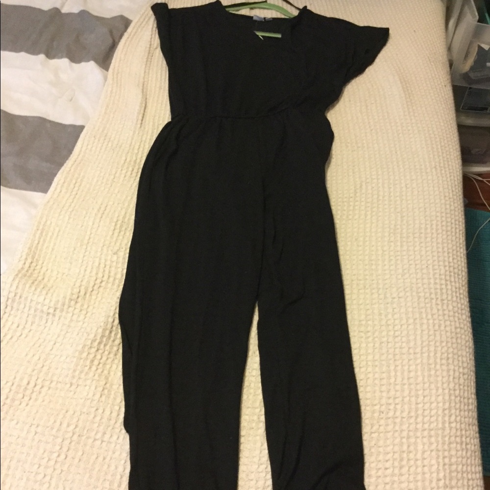 Short sleeve jump suit 🖤